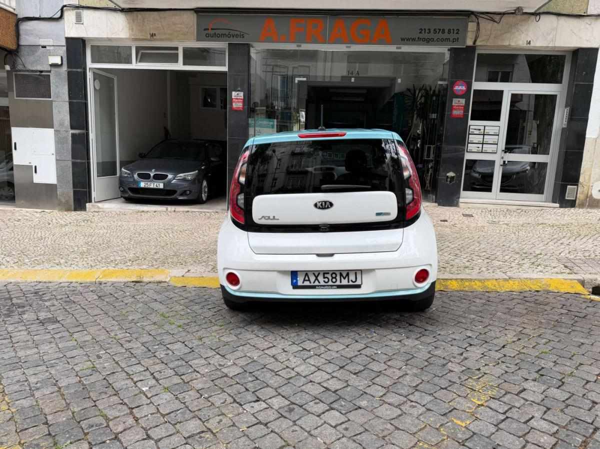 kia-soul-2017-eletrico-0cc