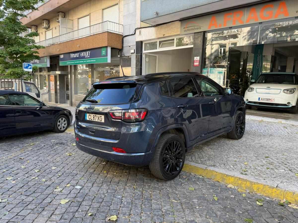 jeep-compass-2023-hibrido-a-gasolina-1332cc