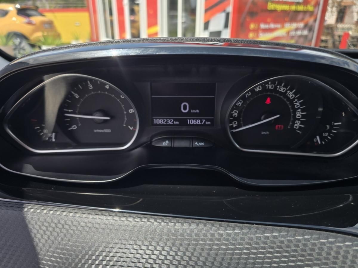 peugeot-2008-2016-gasolina-1199cc