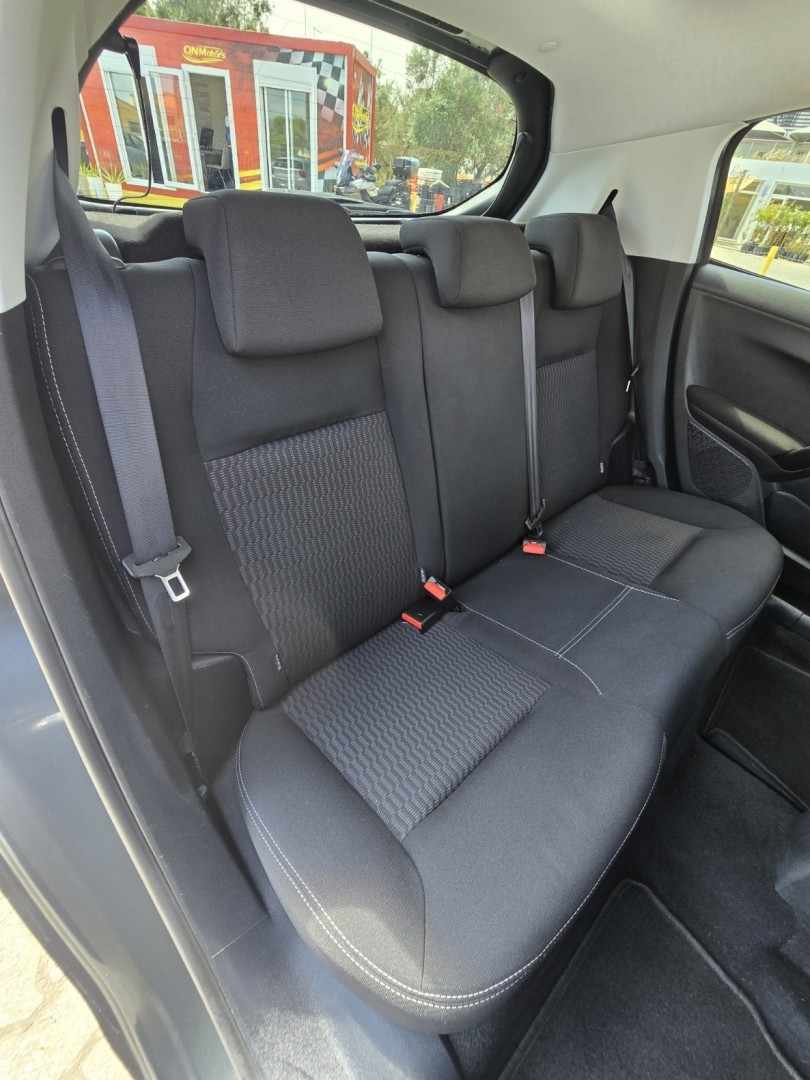 peugeot-208-2015-gasolina-1199cc