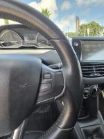 peugeot-208-2015-gasolina-1199cc