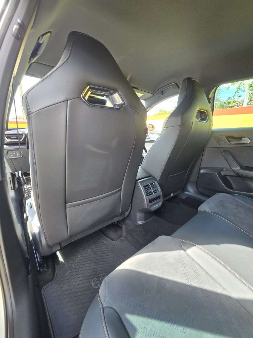 cupra-leon-2024-gasolina-1498cc