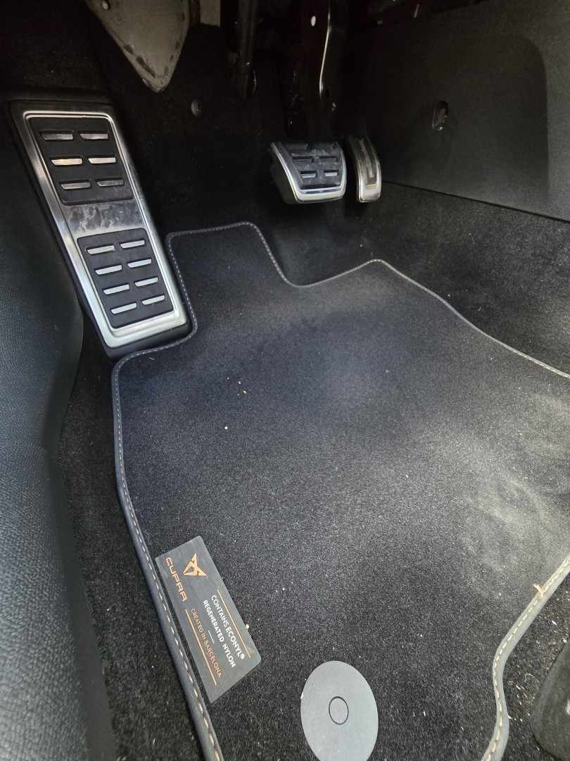 cupra-leon-2024-gasolina-1498cc