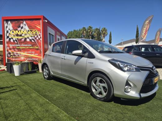 toyota-yaris-2016-hibrido-1497cc