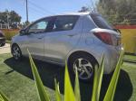 toyota-yaris-2016-hibrido-1497cc