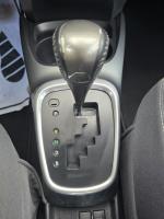 toyota-yaris-2016-hibrido-1497cc
