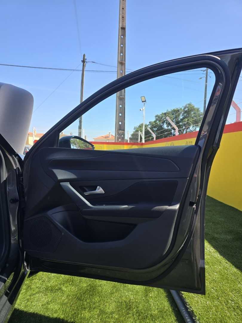 peugeot-308-sw-2022-diesel-1499cc