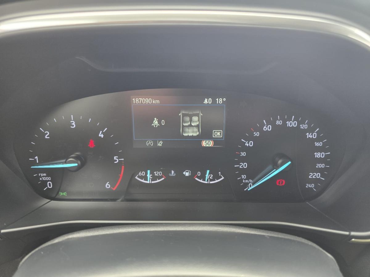 ford-focus-sw-2021-diesel-1499cc