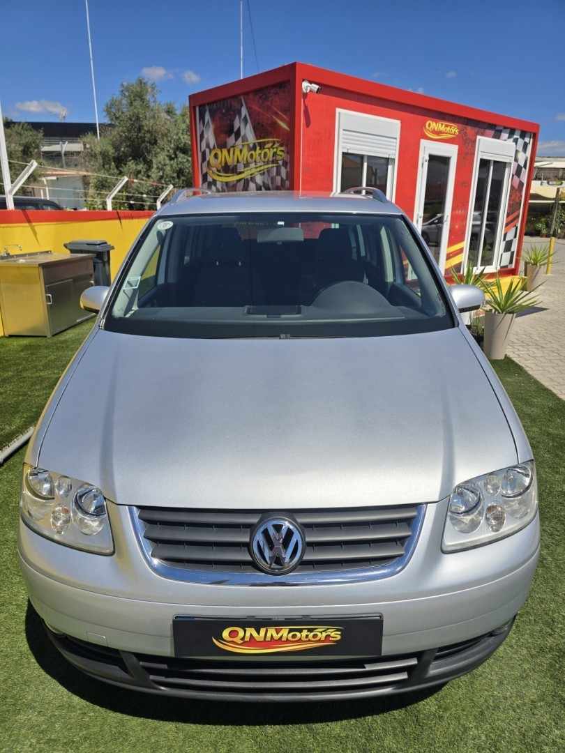 volkswagen-touran-2006-diesel-1968cc