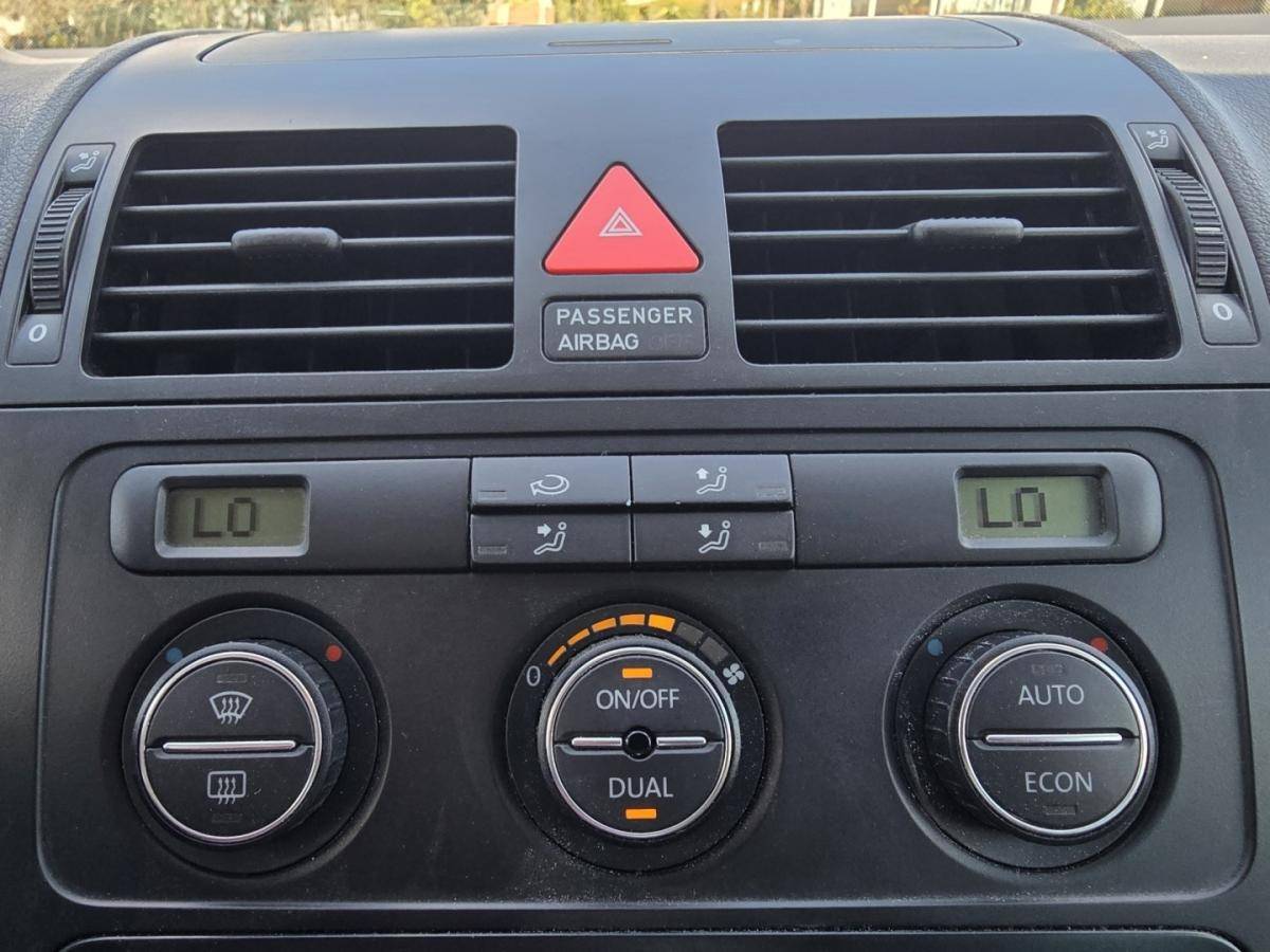 volkswagen-touran-2006-diesel-1968cc