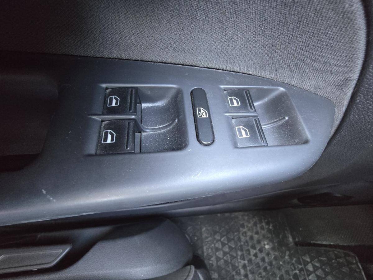 volkswagen-touran-2006-diesel-1968cc