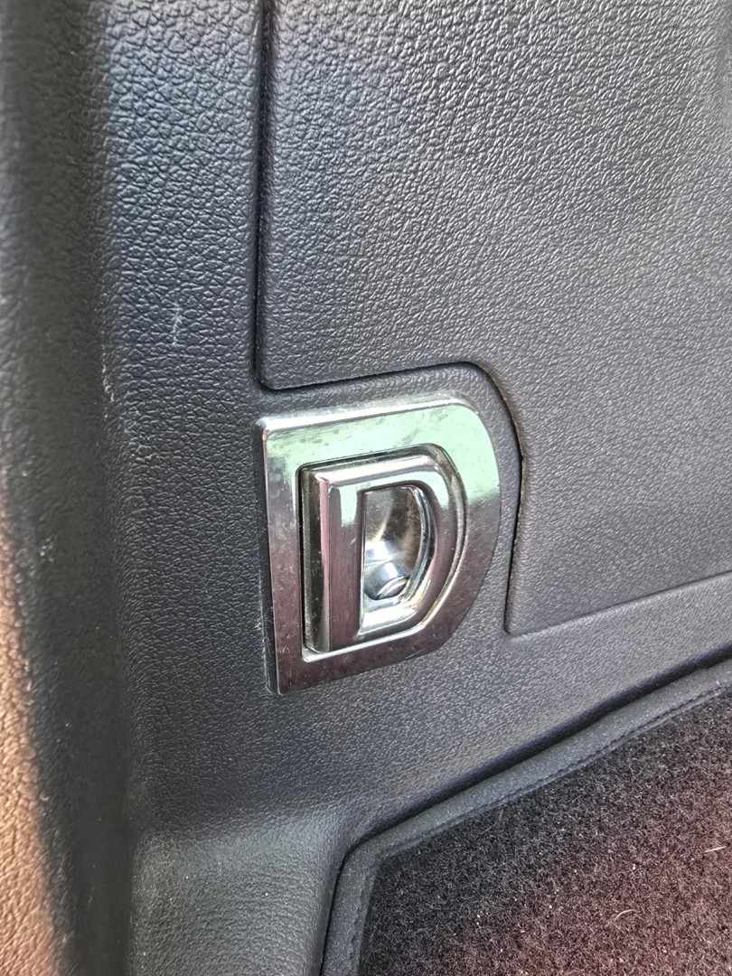 volkswagen-touran-2006-diesel-1968cc