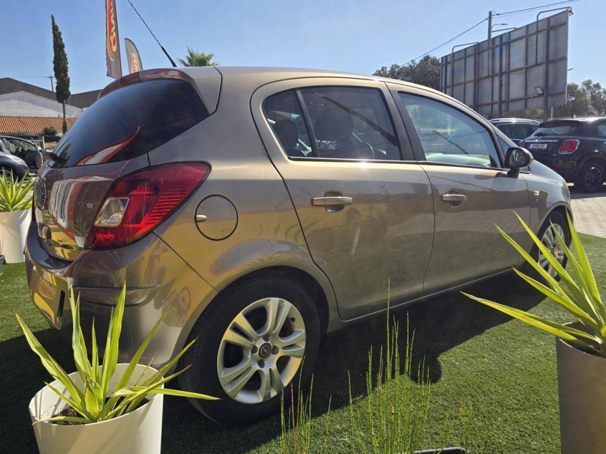 opel-corsa-2011-diesel-1248cc