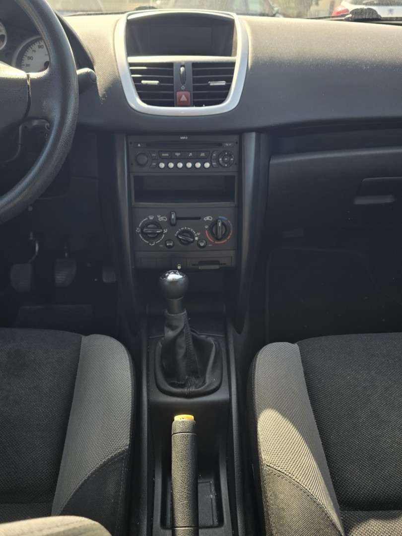 peugeot-207-2008-gasolina-1397cc
