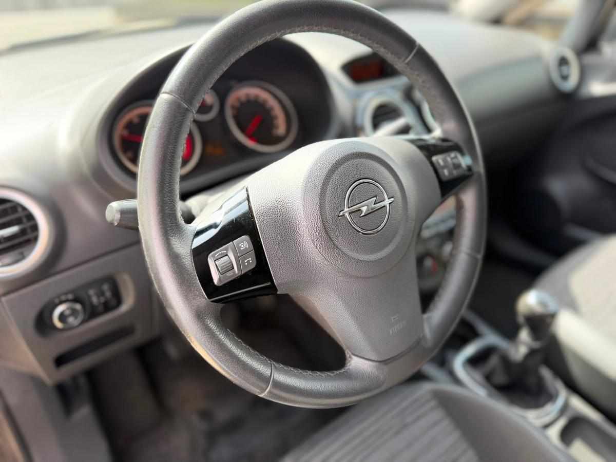 opel-corsa-2014-diesel-1248cc