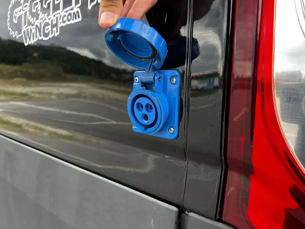 iveco-daily-2018-diesel-2998cc