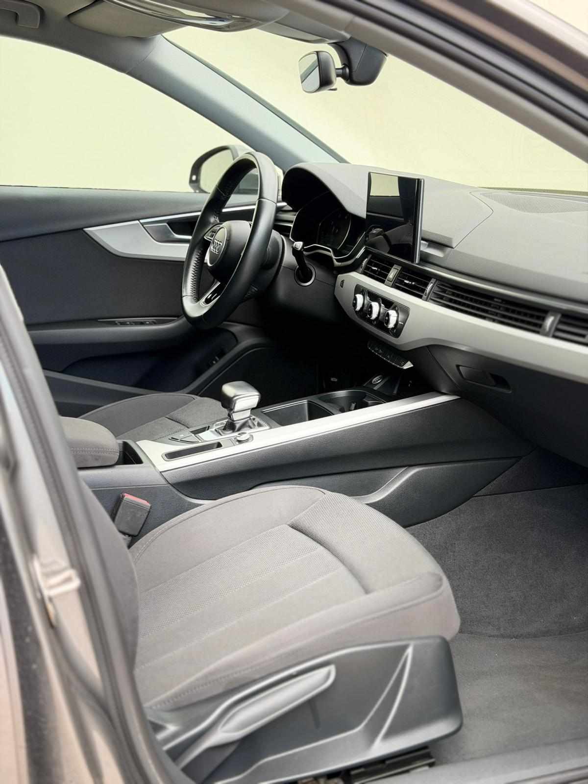 audi-a4-avant-2020-diesel-1968cc