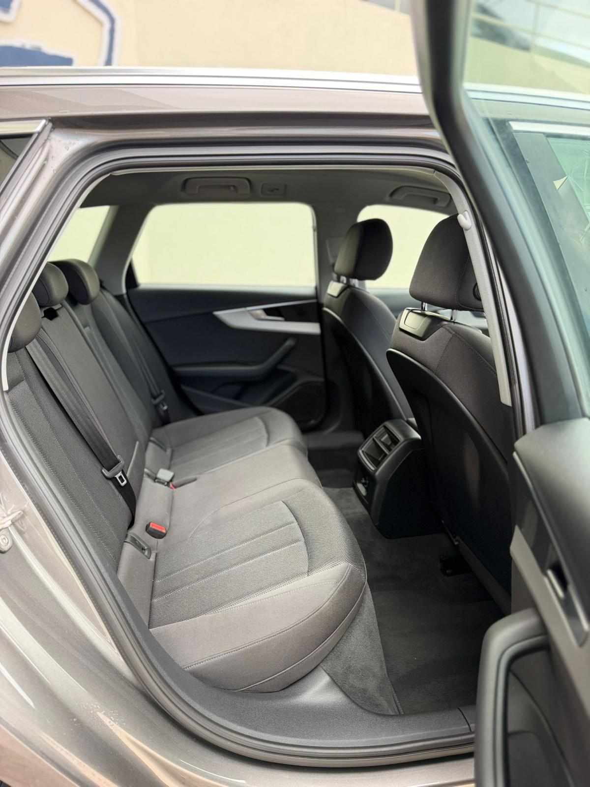 audi-a4-avant-2020-diesel-1968cc