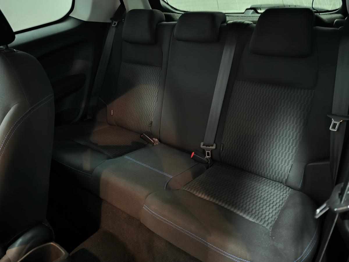 peugeot-208-1-6-hdi-2018-diesel-1600cc