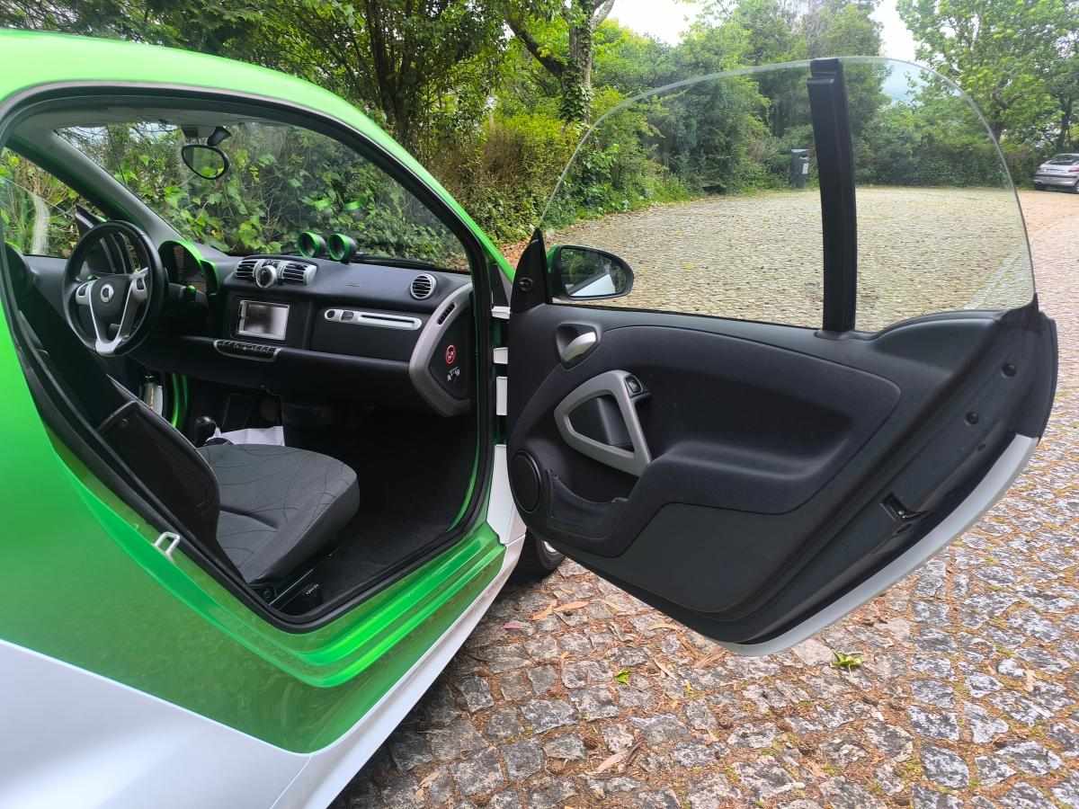 smart-fortwo-electrico-drive-2014-eletrico
