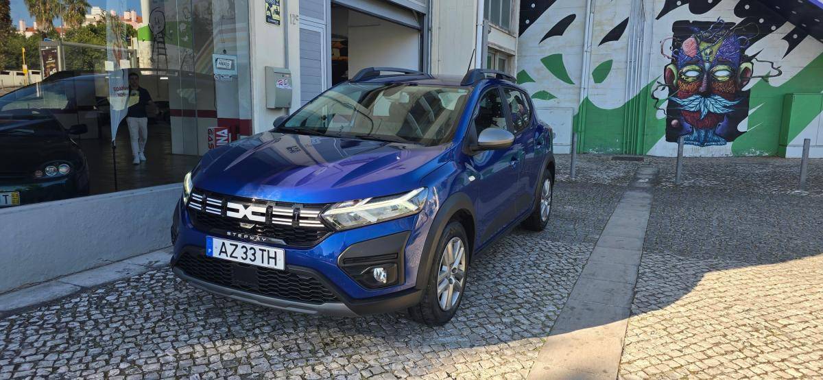 dacia-sandero-2023-gasolina-999cc