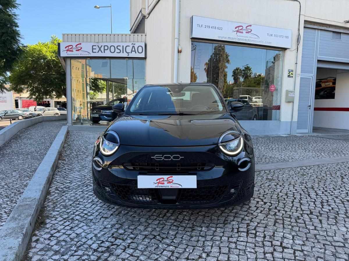 fiat-600-2025-gasolina-1199cc