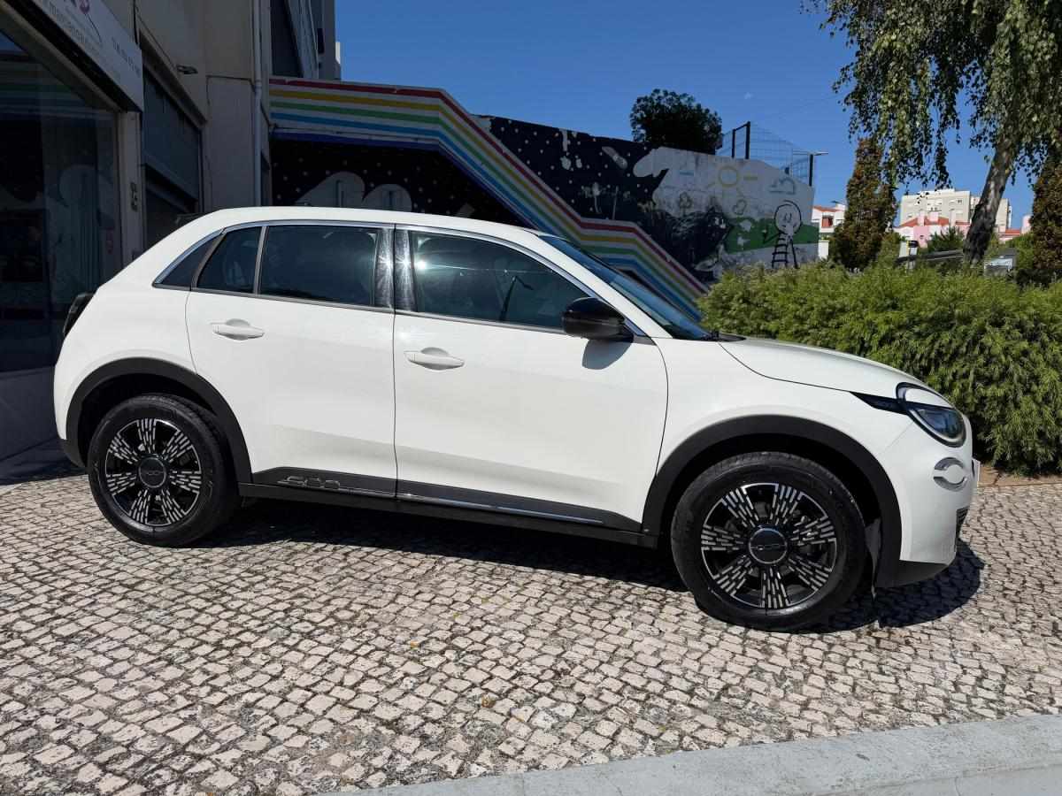 fiat-600-2024-gasolina-1199cc