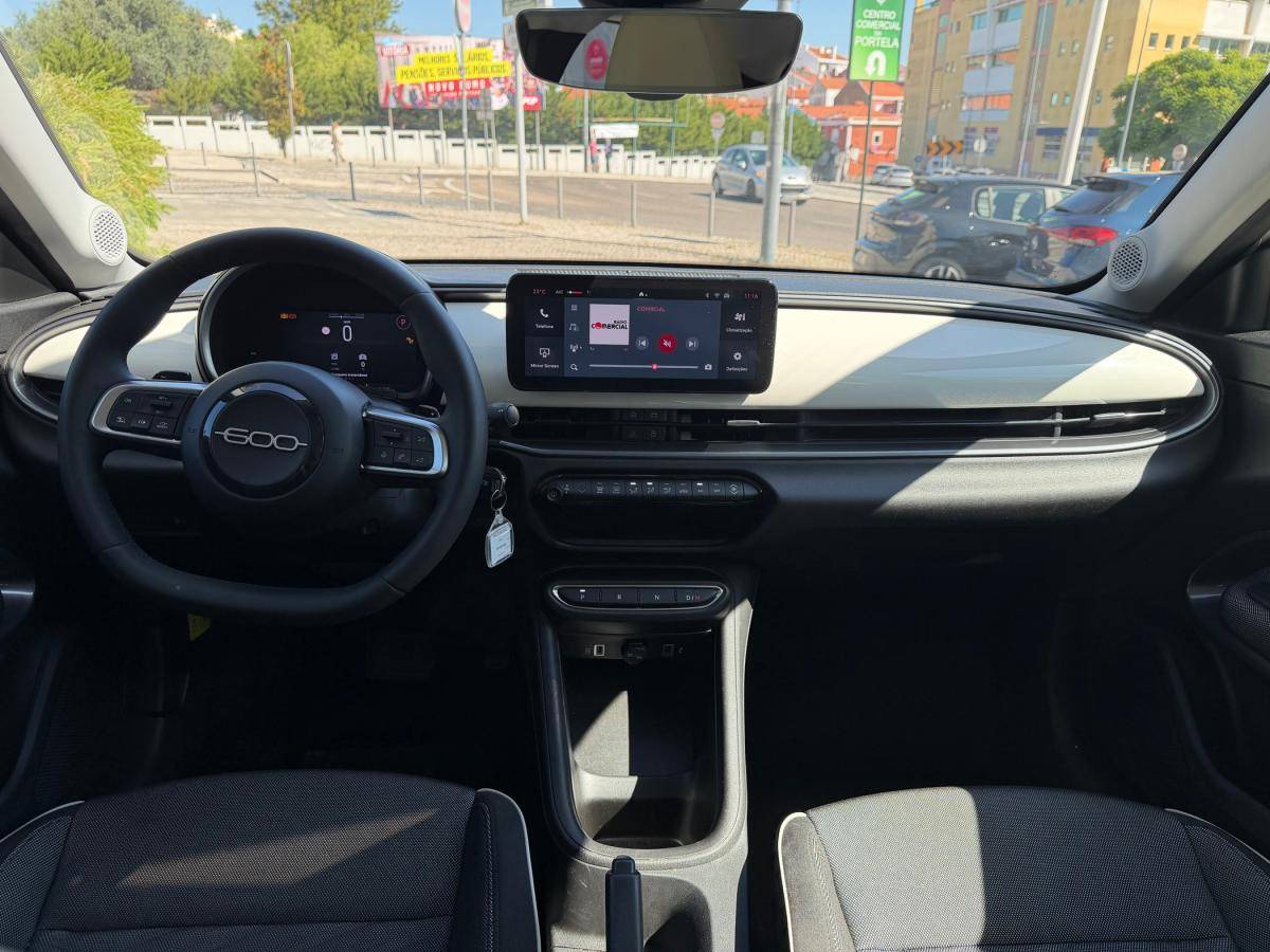 fiat-600-2024-gasolina-1199cc