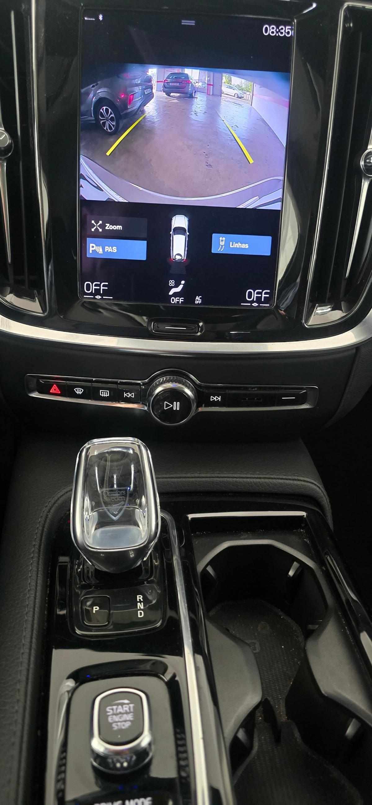 volvo-v60-2021-hibrido-a-gasolina-1969cc