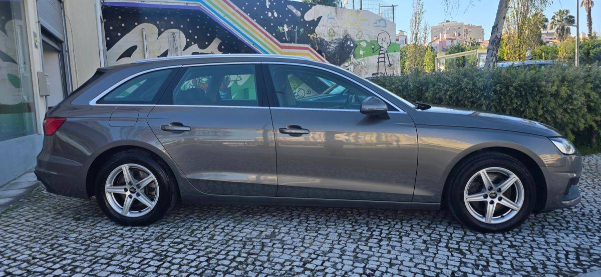 audi-a4-avant-2022-diesel-1968cc