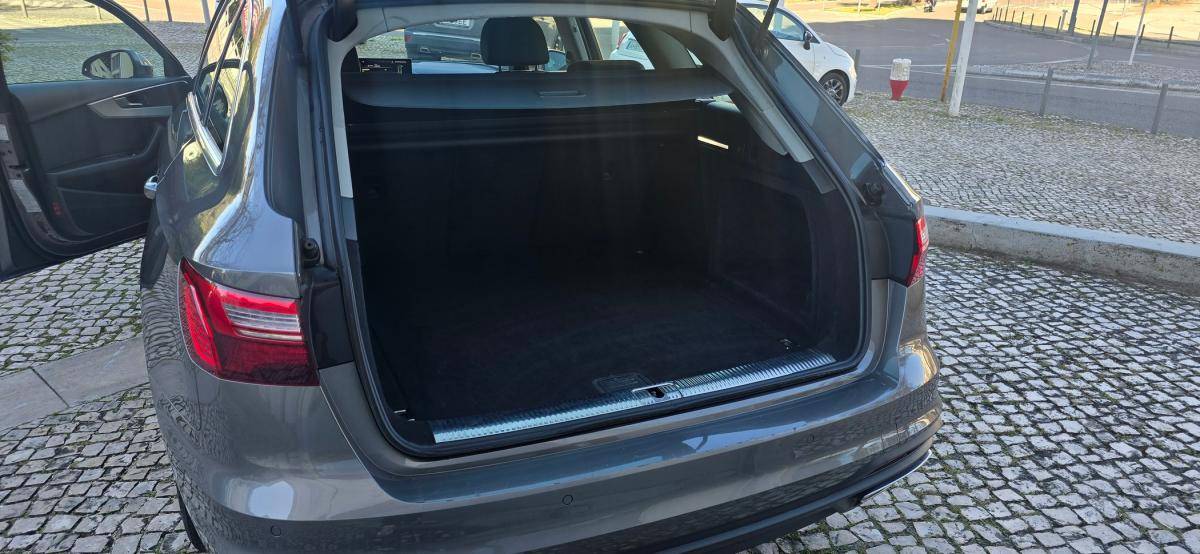 audi-a4-avant-2022-diesel-1968cc
