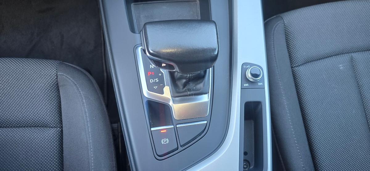 audi-a4-avant-2022-diesel-1968cc