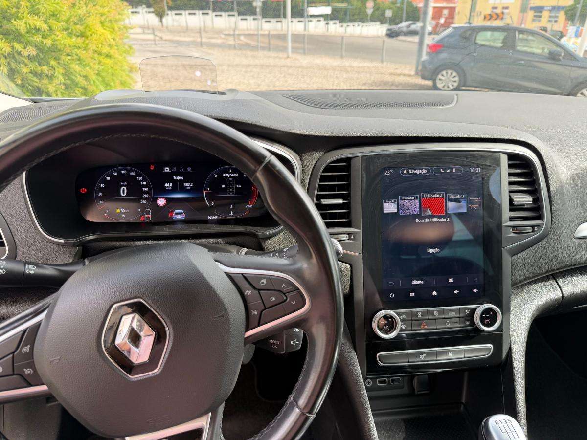 renault-megane-sport-tourer-2021-diesel-1461cc