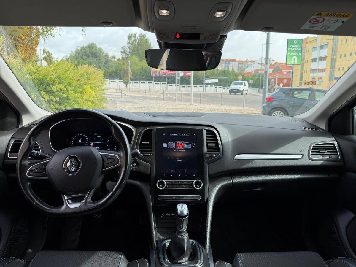 renault-megane-sport-tourer-2021-diesel-1461cc