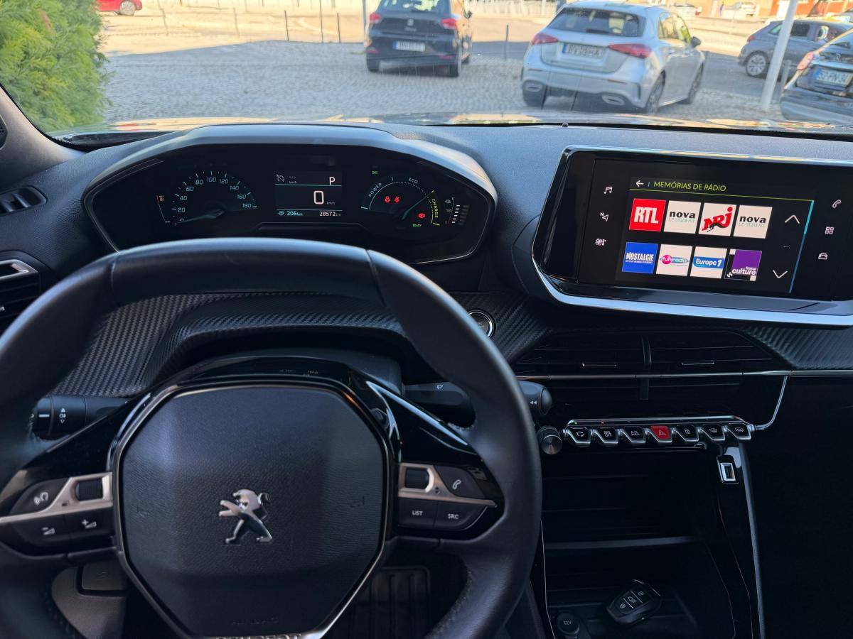peugeot-2008-2023-eletrico-0cc