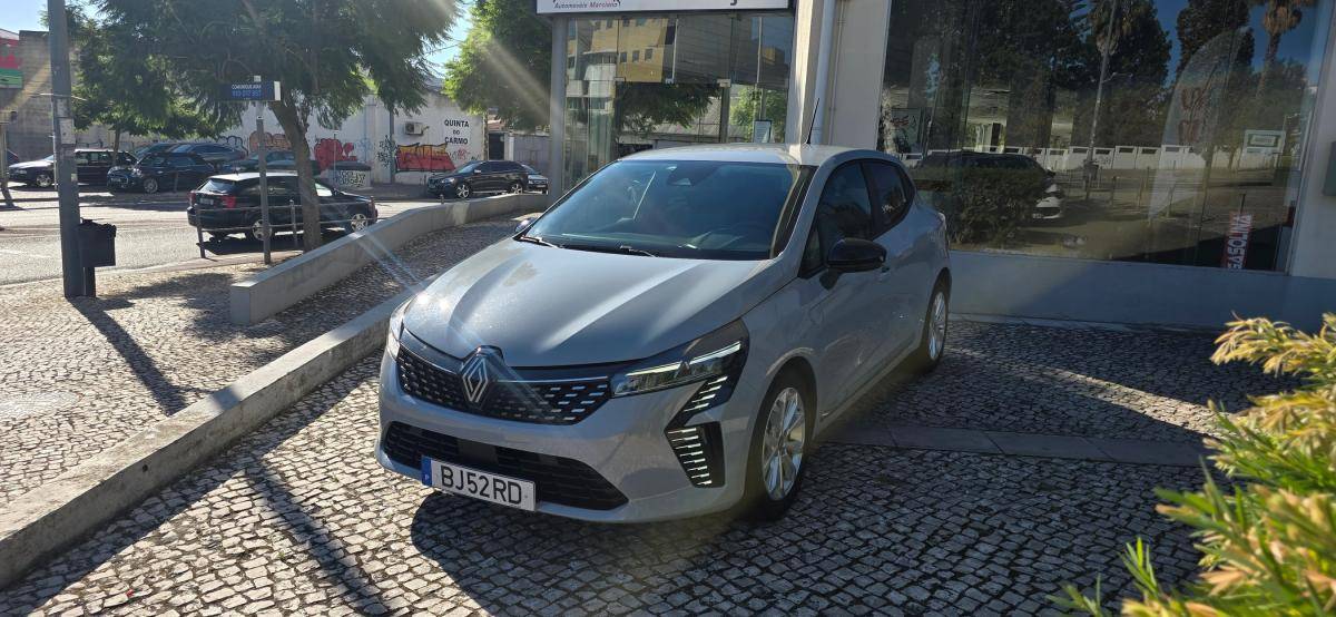 renault-clio-2024-gpl-999cc
