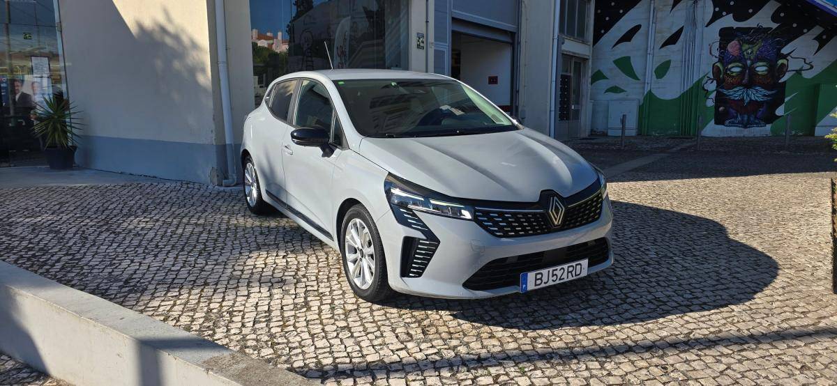 renault-clio-2024-gpl-999cc