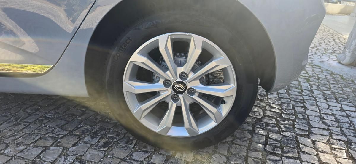 renault-clio-2024-gpl-999cc