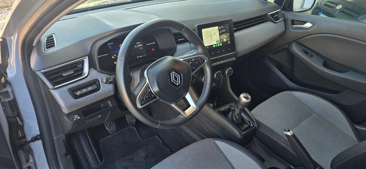 renault-clio-2024-gpl-999cc