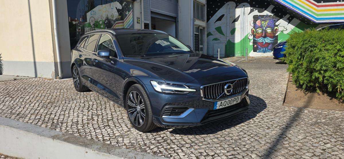 volvo-v60-2022-hibrido-a-gasolina-1969cc