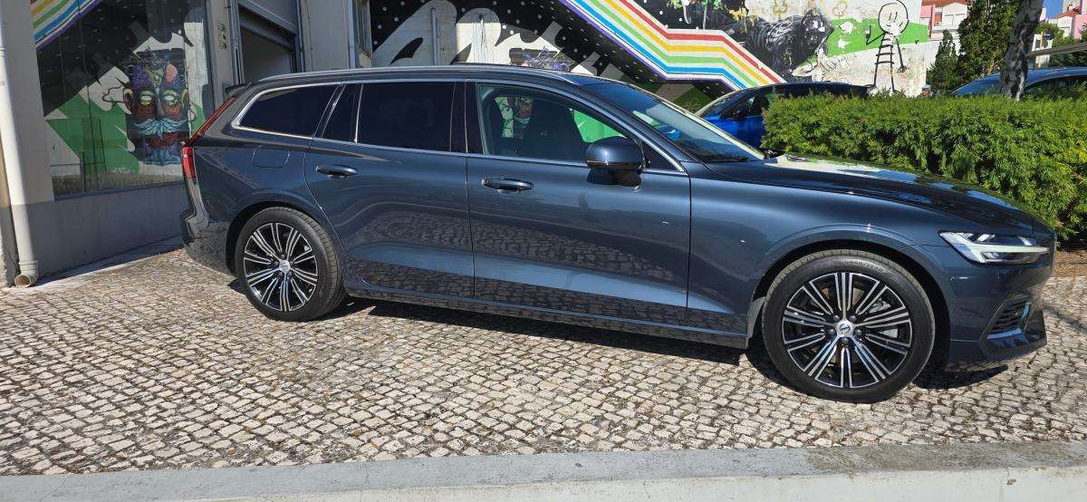 volvo-v60-2022-hibrido-a-gasolina-1969cc
