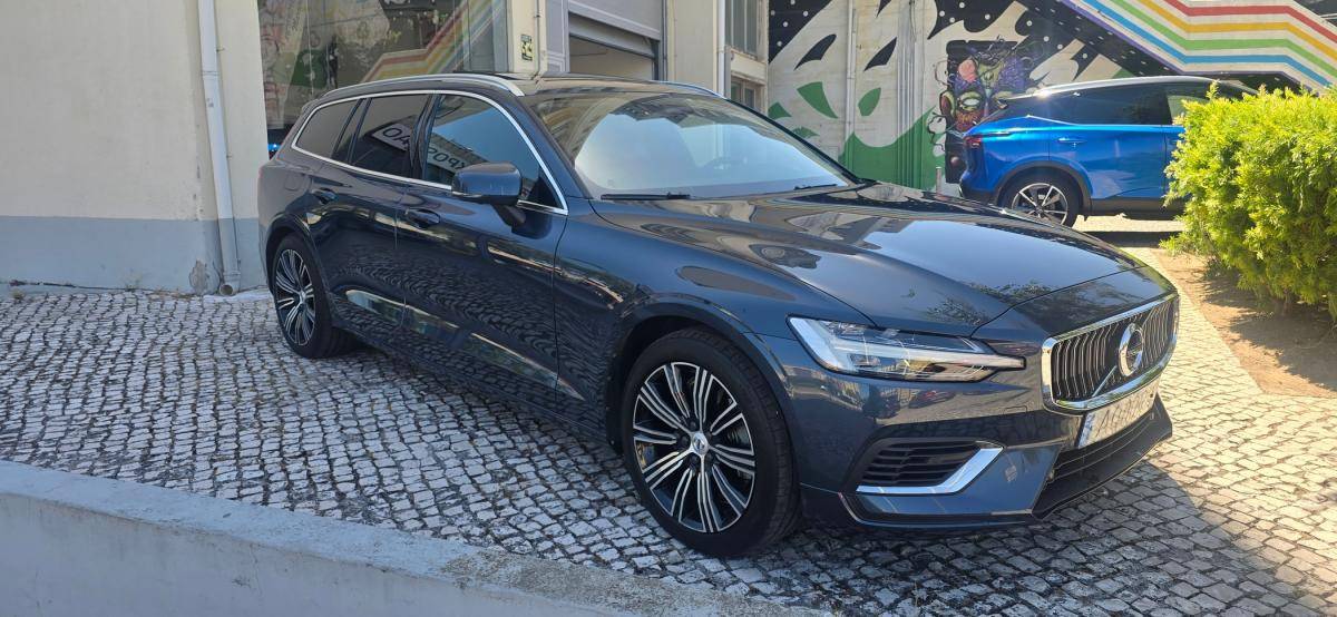 volvo-v60-2022-hibrido-a-gasolina-1969cc