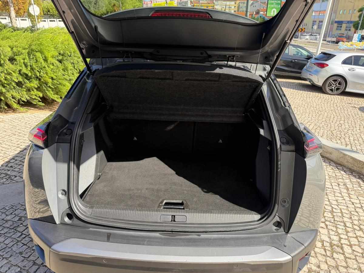 peugeot-2008-2024-gasolina-1199cc