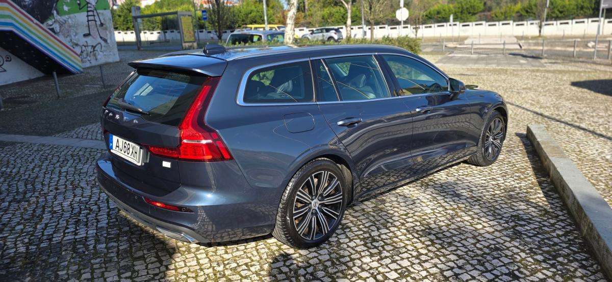 volvo-v60-2021-hibrido-a-gasolina-1969cc