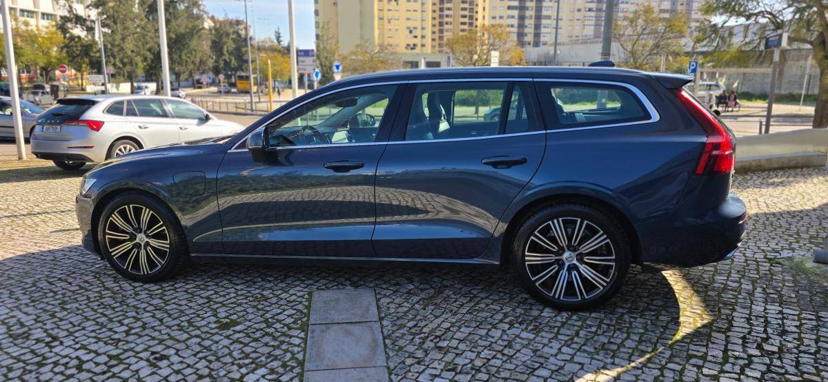 volvo-v60-2021-hibrido-a-gasolina-1969cc
