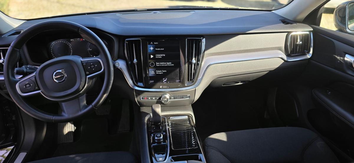 volvo-v60-2021-hibrido-a-gasolina-1969cc