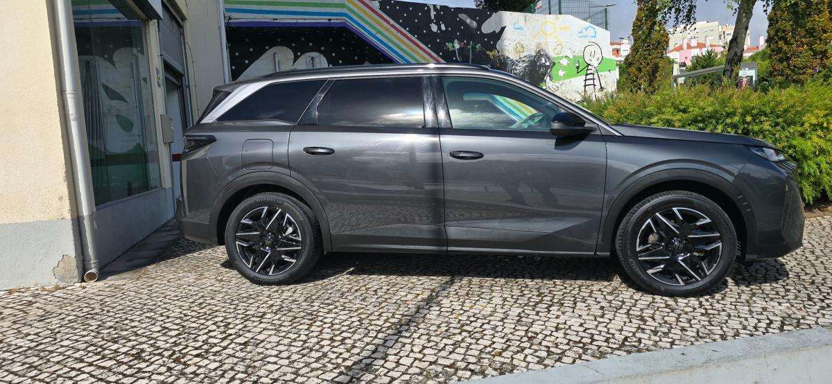 peugeot-5008-2025-gasolina-1199cc