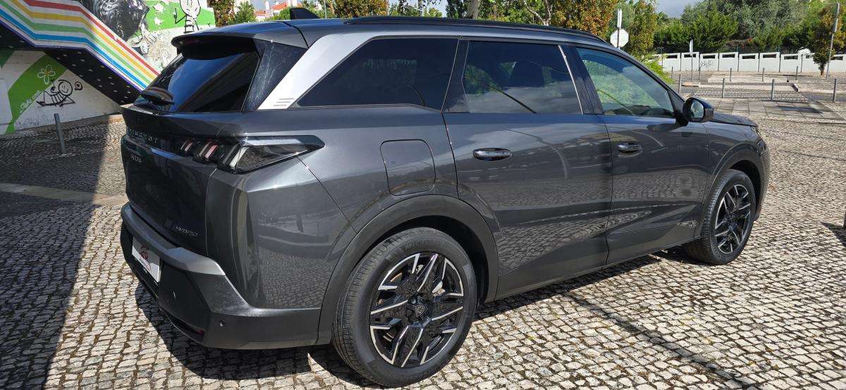 peugeot-5008-2025-gasolina-1199cc