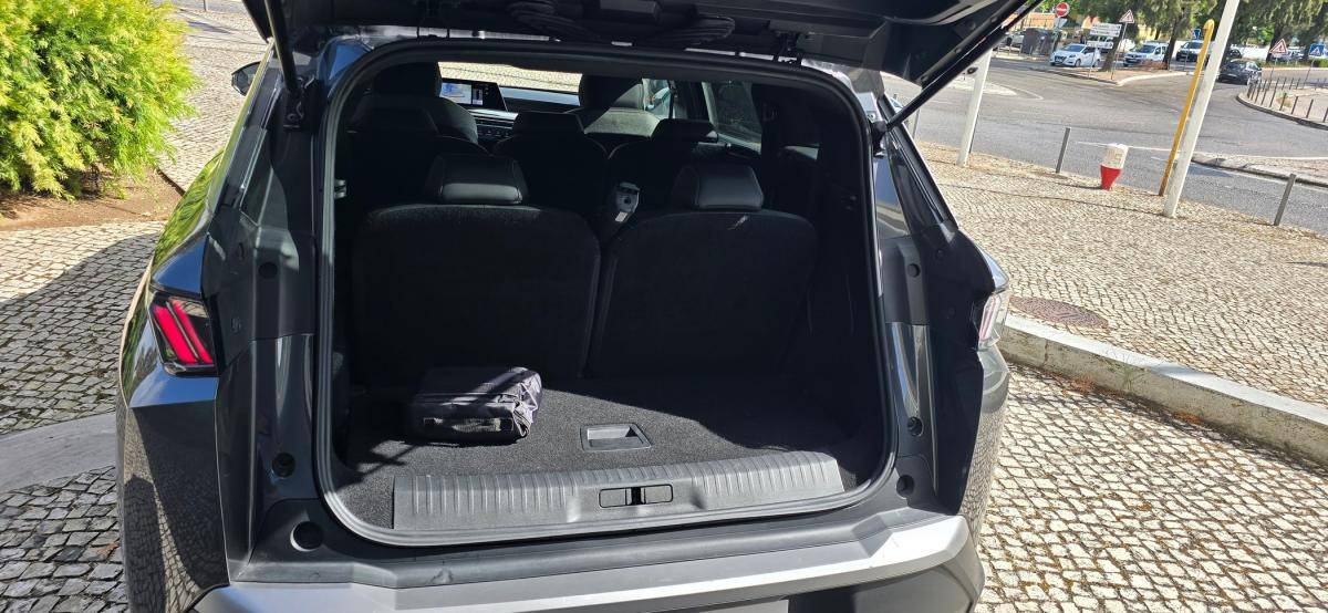 peugeot-5008-2025-gasolina-1199cc