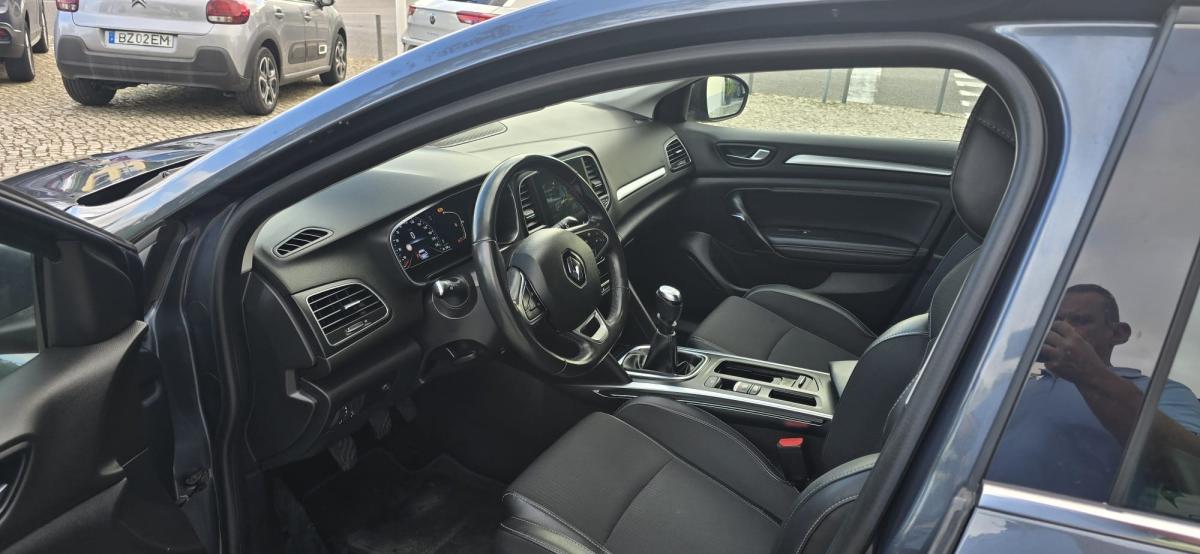 renault-megane-2021-diesel-1461cc